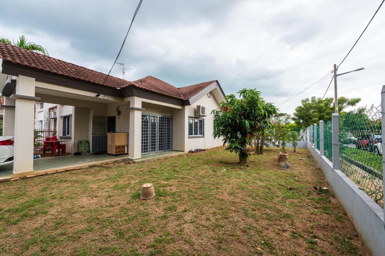 3Br Retreat Homestay Near To Goldcoast, Sepang By Verano Sungai Pelek Εξωτερικό φωτογραφία